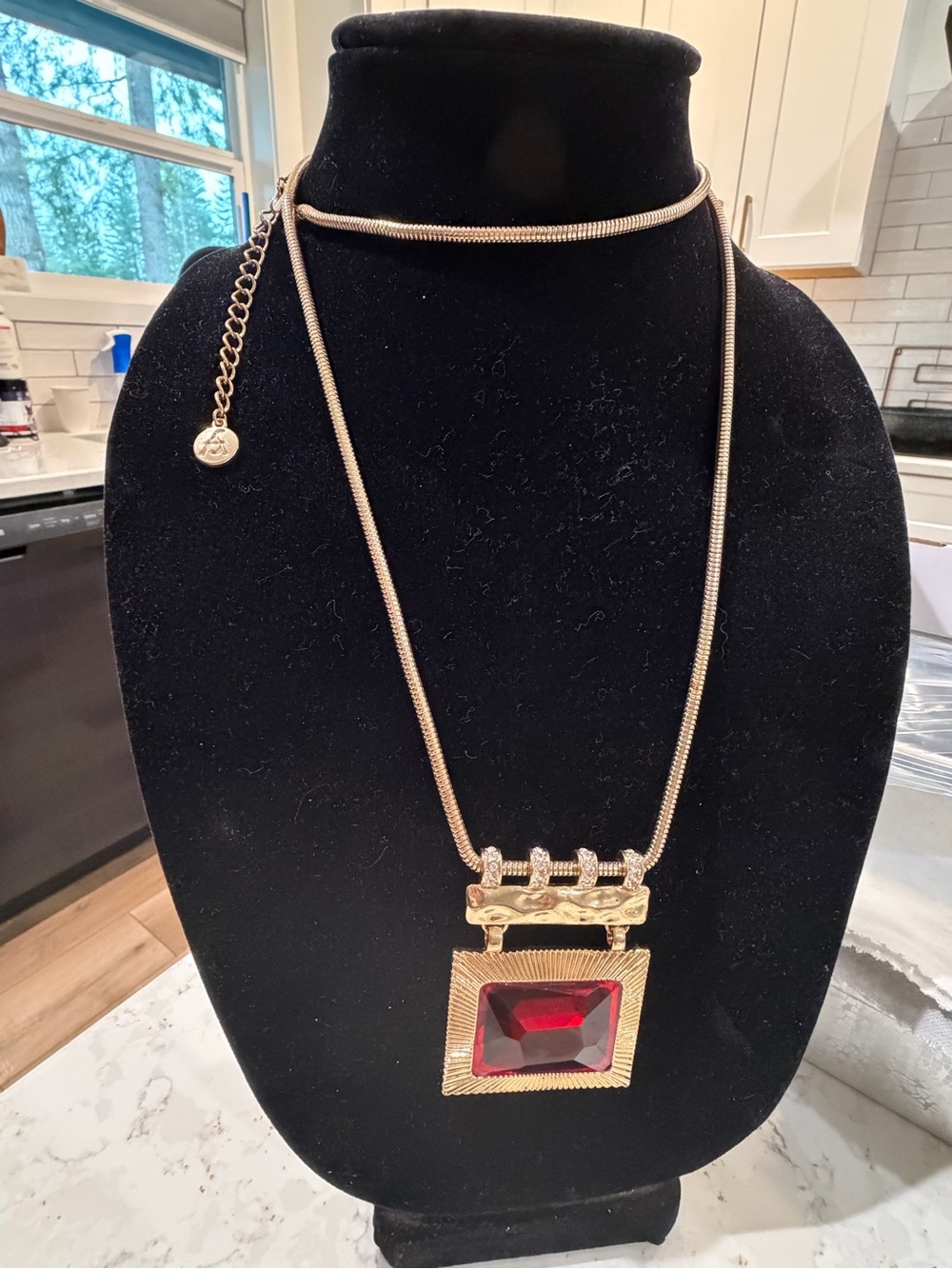 Authentic Vintage Amrita Singh Geometric Ruby Red Statement Necklace Gold Tone